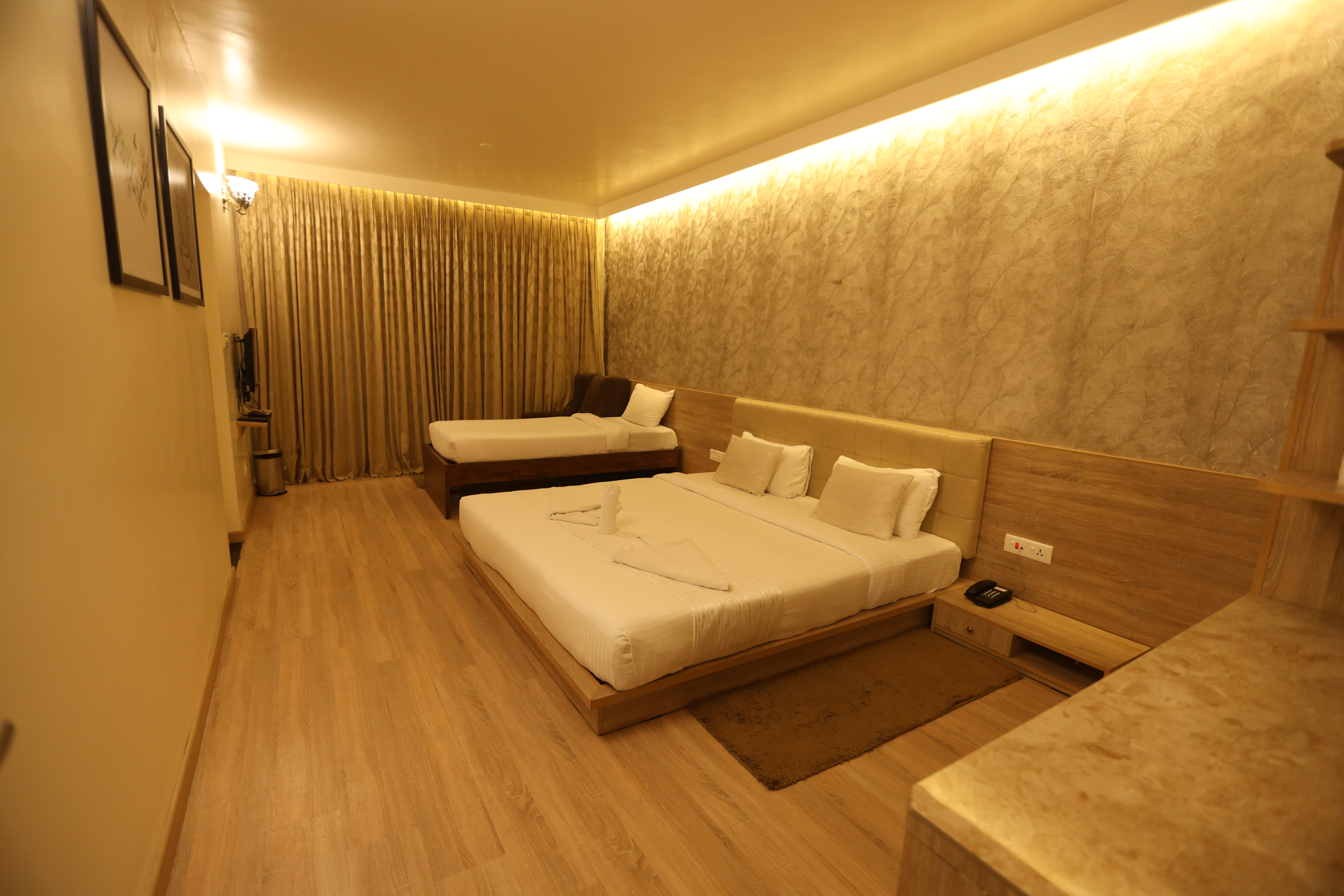 Deluxe Triangle room at Delightz Inn, Ooty