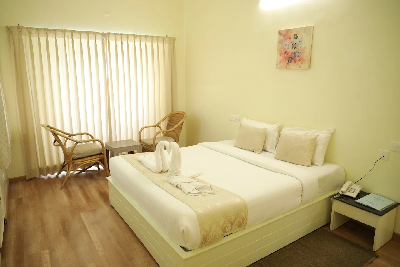 Cottage room with double bed at Delightz Inn, Ooty
