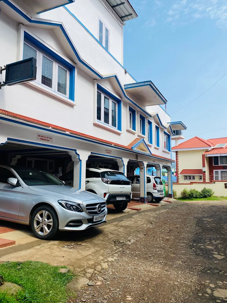Vehicle parking space for guests at Ganga Sri Balaji Cottage Ooty