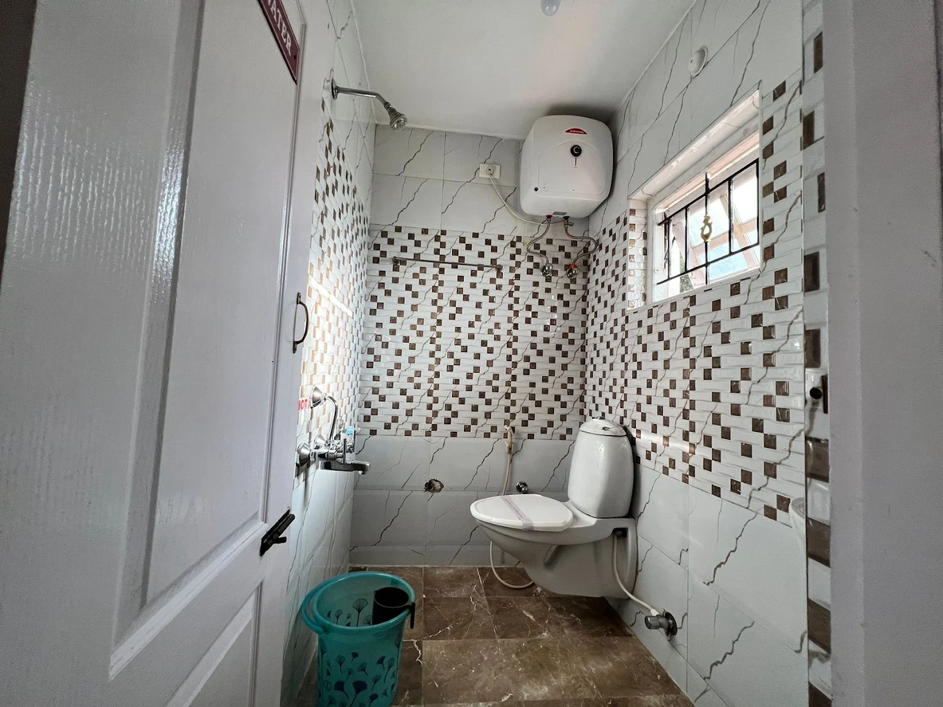 Washroom at Ganga Sri Balaji Cottage, Ooty