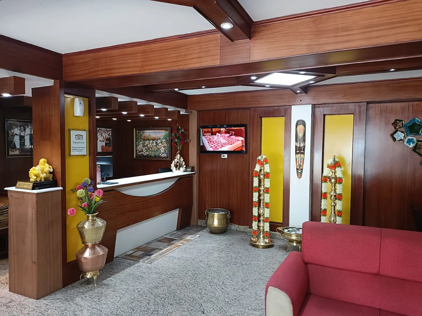 Common seating area at Ponmari Residencyy, Ooty